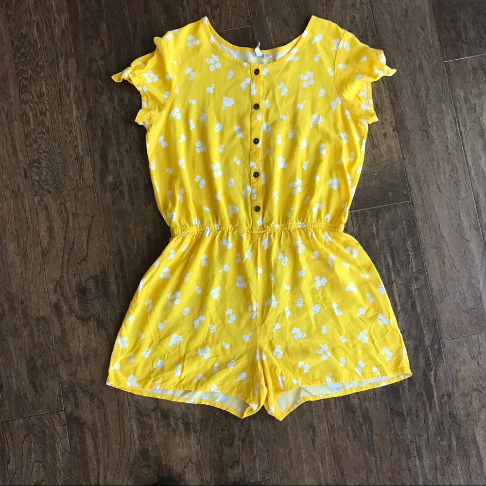 🌞Summer sale! 50% off! SO Floral Romper🌞